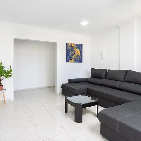 Classbnb - Three Spacious Apartments 150M From The Las Americas Promenade Arona  Extérieur photo