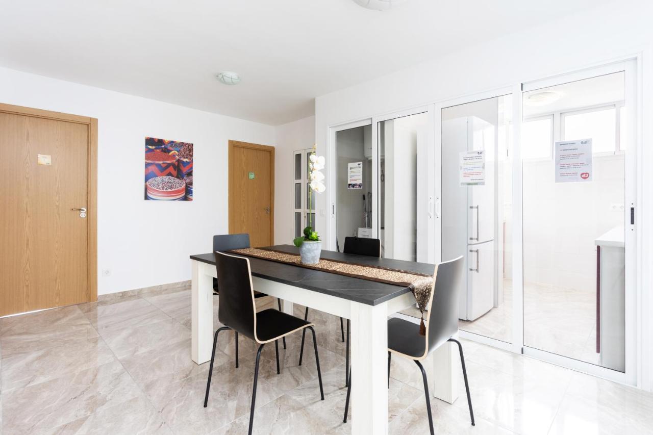 Classbnb - Three Spacious Apartments 150M From The Las Americas Promenade Arona  Extérieur photo